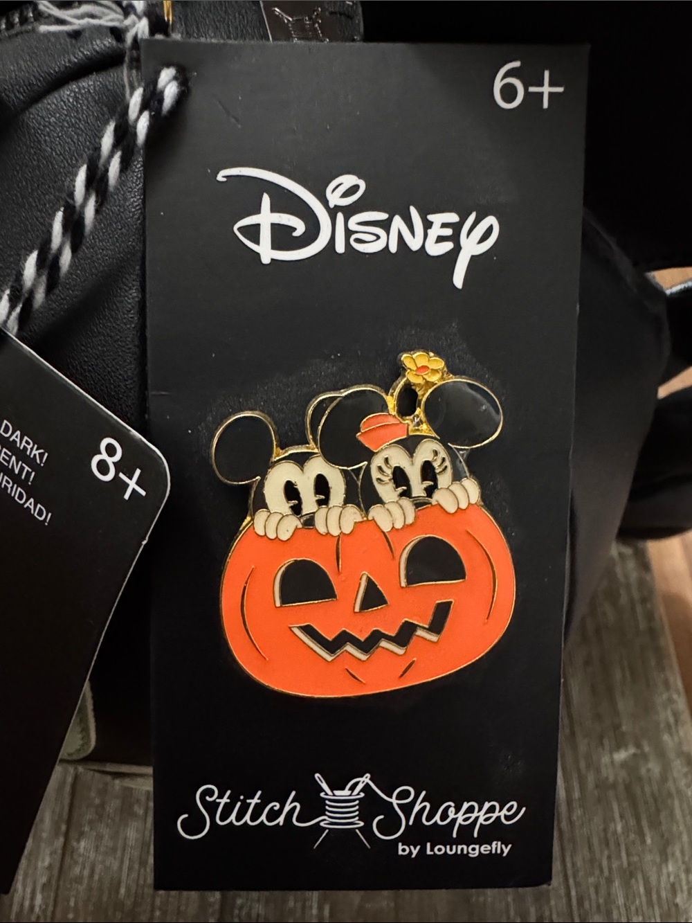 NWT Stich Shoppe by Loungefly Glow in the Dark Mickey Spider Crossbody with pin - Picture 4 of 16